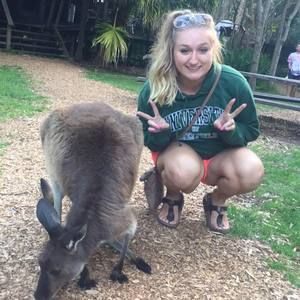 Meet your Posher, Courtney